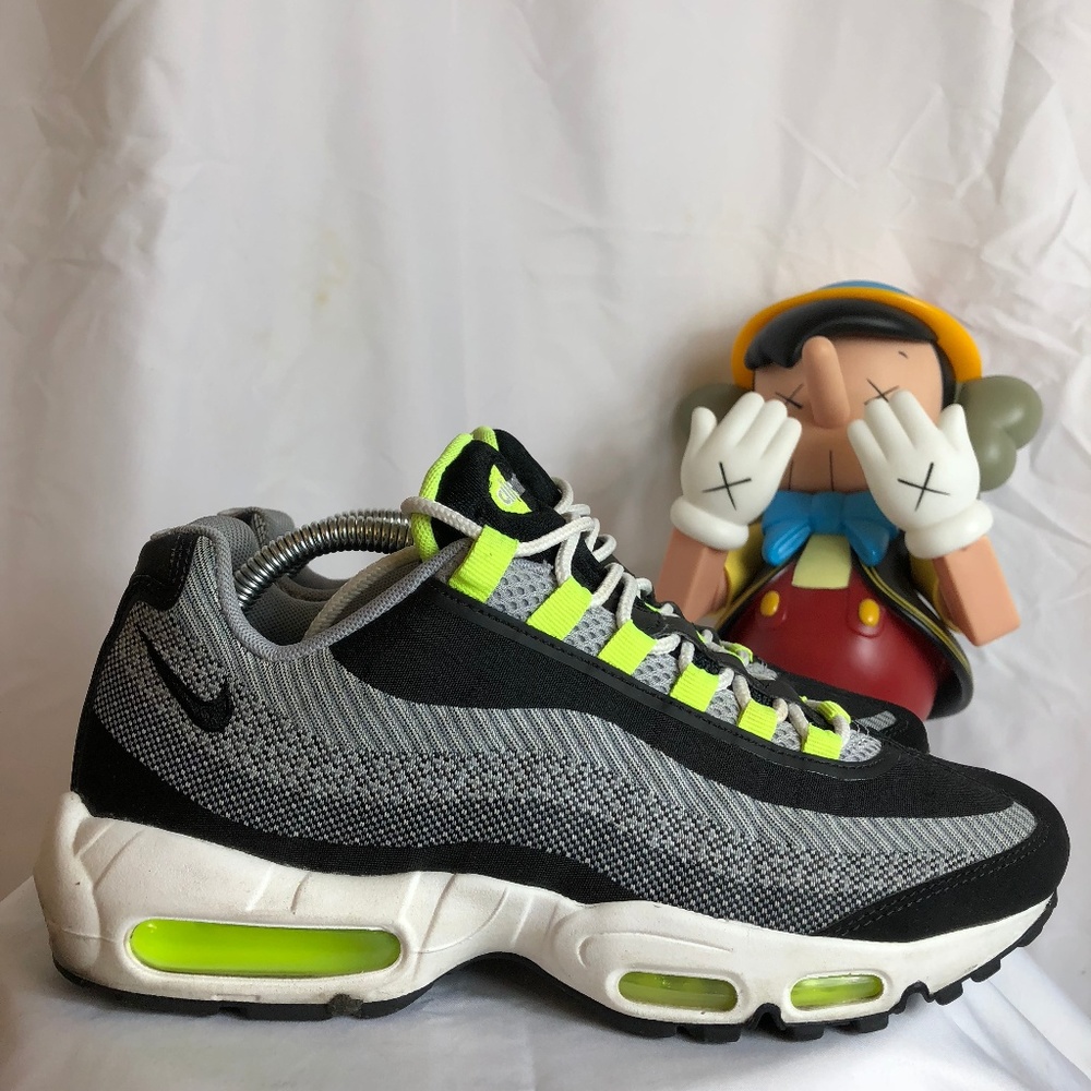 95 NIke air max neon